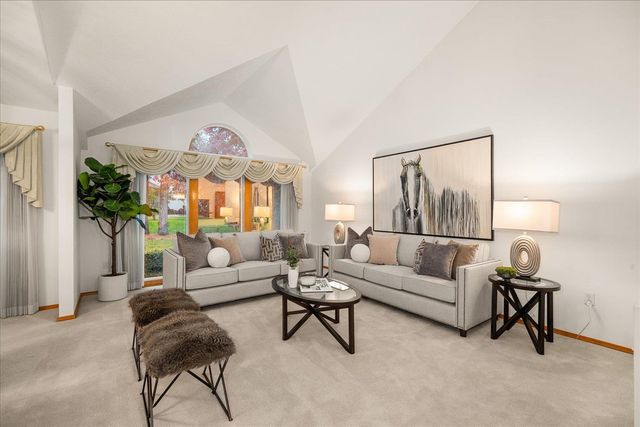 6415 N Royal Crescent Ln, Spokane, WA 99205