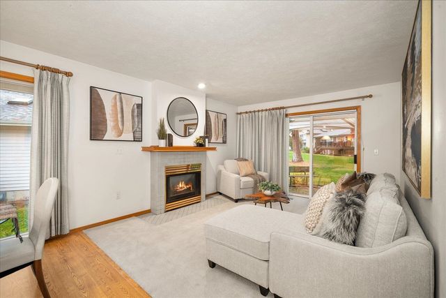 6415 N Royal Crescent Ln, Spokane, WA 99205