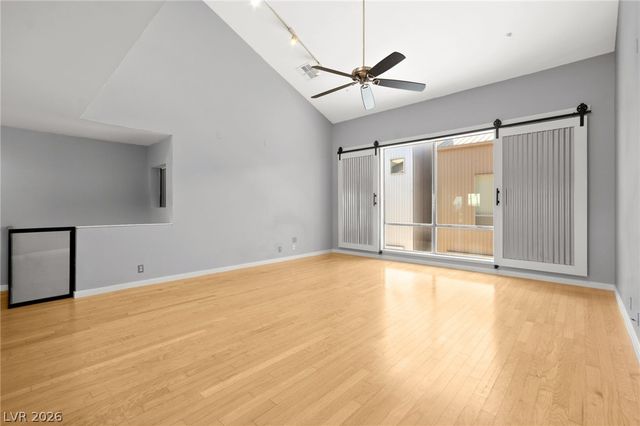 1190 East Carson Avenue, Las Vegas, NV 89101