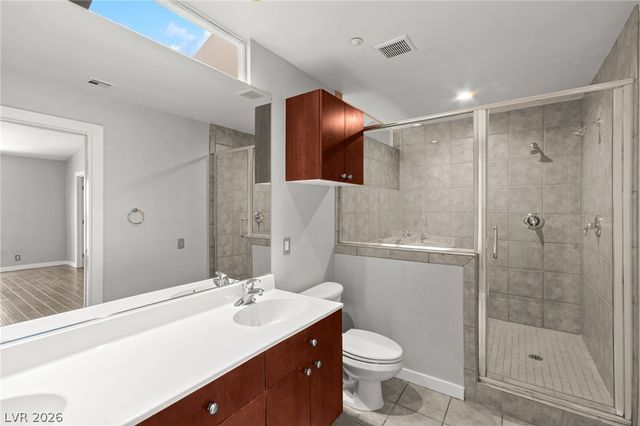 1190 East Carson Avenue, Las Vegas, NV 89101