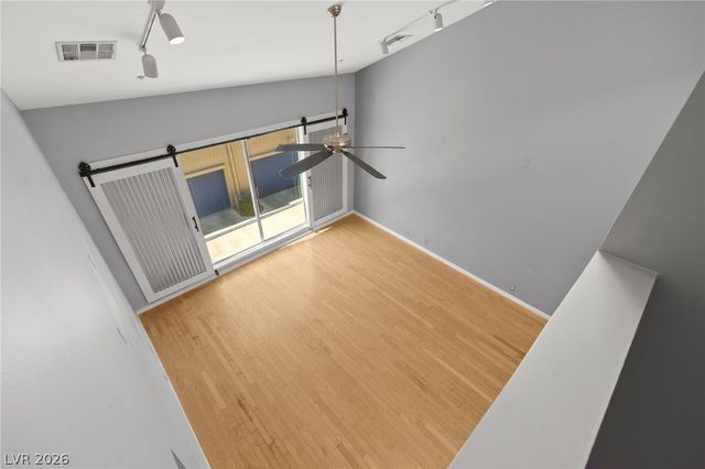 1190 East Carson Avenue, Las Vegas, NV 89101