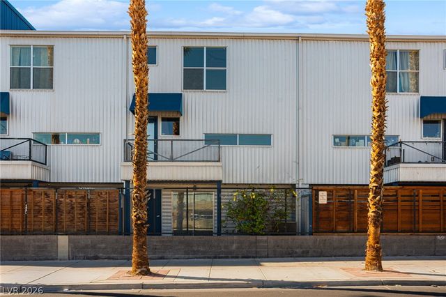 1190 East Carson Avenue, Las Vegas, NV 89101