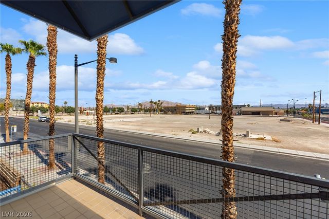 1190 East Carson Avenue, Las Vegas, NV 89101