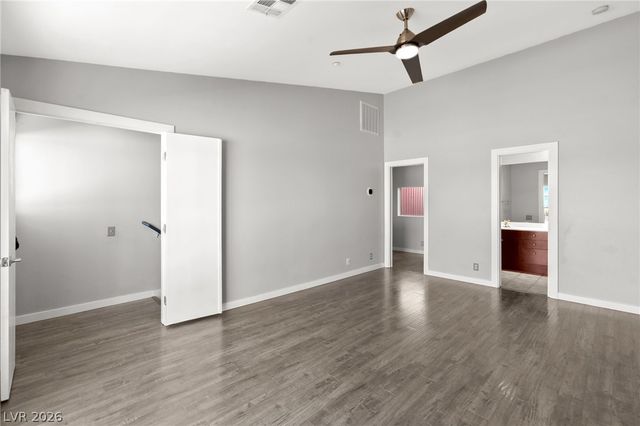 1190 East Carson Avenue, Las Vegas, NV 89101