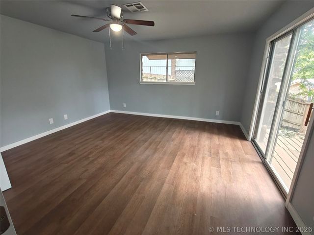 8404 S Toledo Avenue, Tulsa, OK 74137