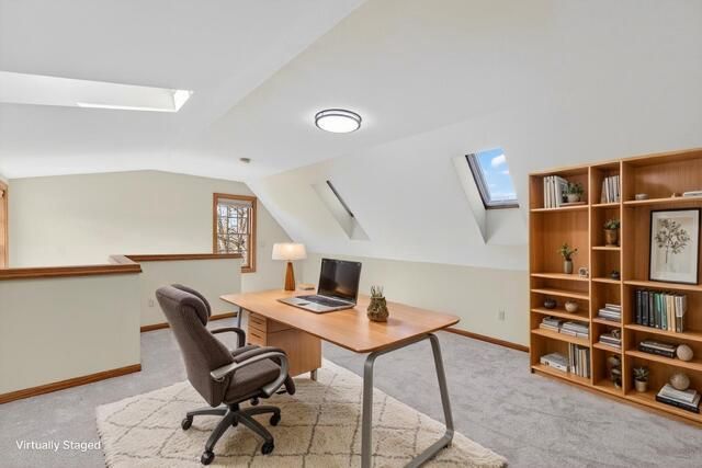 W287N6371 Broadwing COURT, Hartland, WI 53029