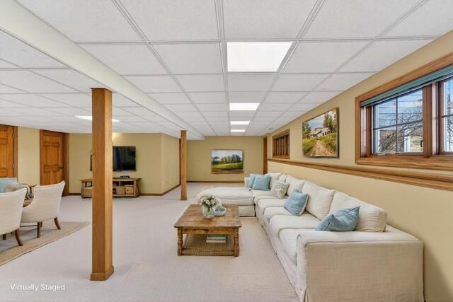 W287N6371 Broadwing COURT, Hartland, WI 53029