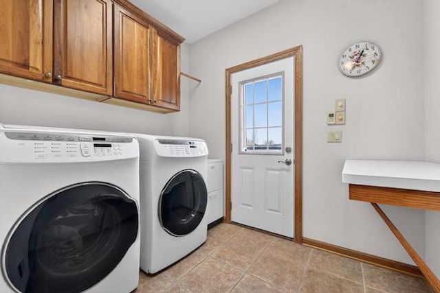 W287N6371 Broadwing COURT, Hartland, WI 53029