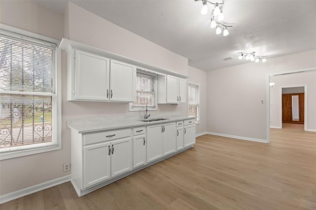 1302 Ryon Street, Houston, TX 77009