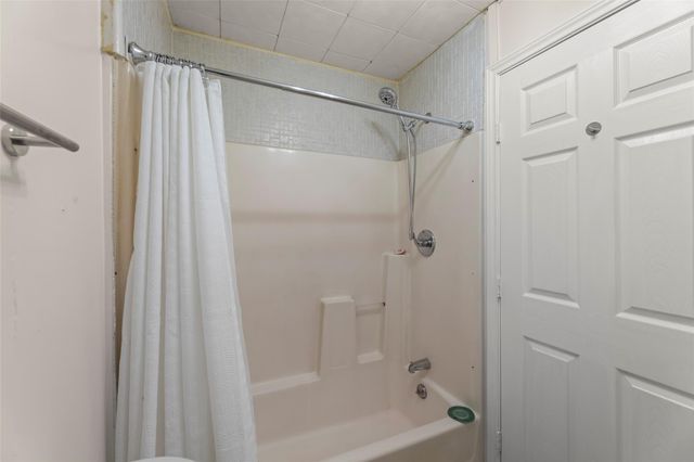 1302 Ryon Street, Houston, TX 77009