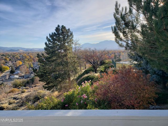3595 Rocky Ridge Court, Sparks, NV 89431