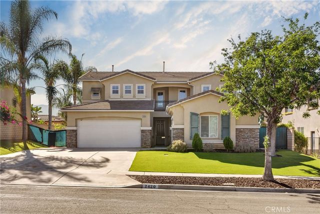 2420 S Vicentia Avenue, Corona, CA 92882