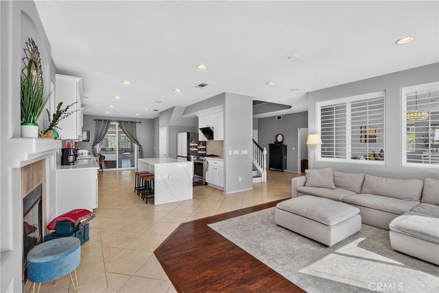 2420 S Vicentia Avenue, Corona, CA 92882