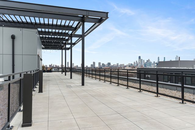 1701 W Webster Avenue 605, Chicago, IL 60614