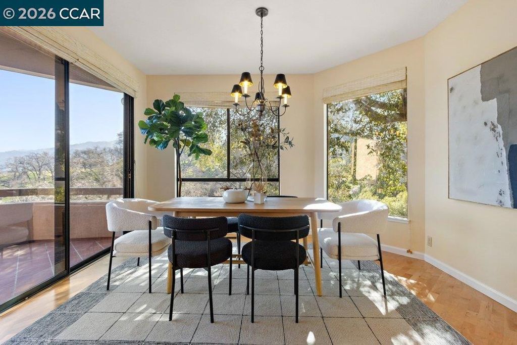 Image 13 of property listing at 1738 Stanley Dollar Dr 4A, Walnut Creek, CA 94595