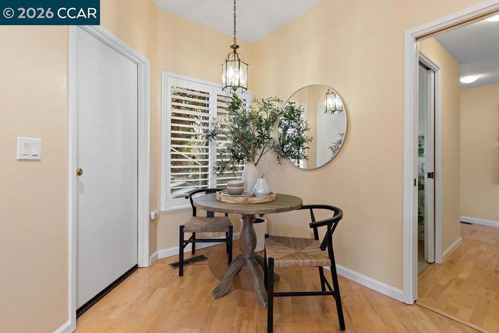 Image 17 of property listing at 1738 Stanley Dollar Dr 4A, Walnut Creek, CA 94595