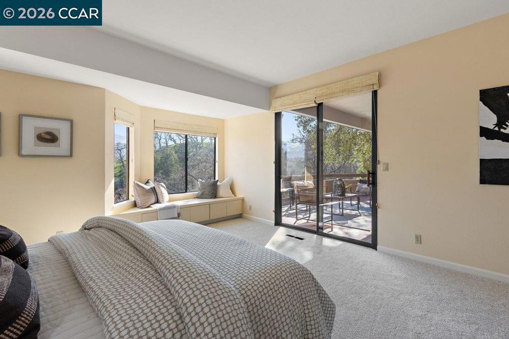 Image 19 of property listing at 1738 Stanley Dollar Dr 4A, Walnut Creek, CA 94595