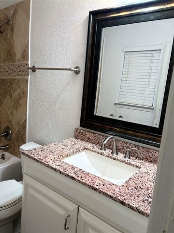 12814 Hymeadow DR A, Austin, TX 78729