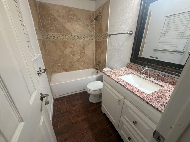 12814 Hymeadow DR A, Austin, TX 78729