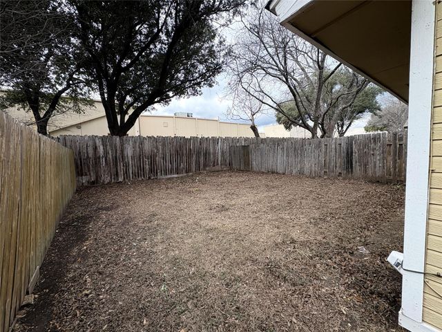 12814 Hymeadow DR A, Austin, TX 78729