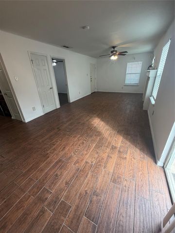 12814 Hymeadow DR A, Austin, TX 78729