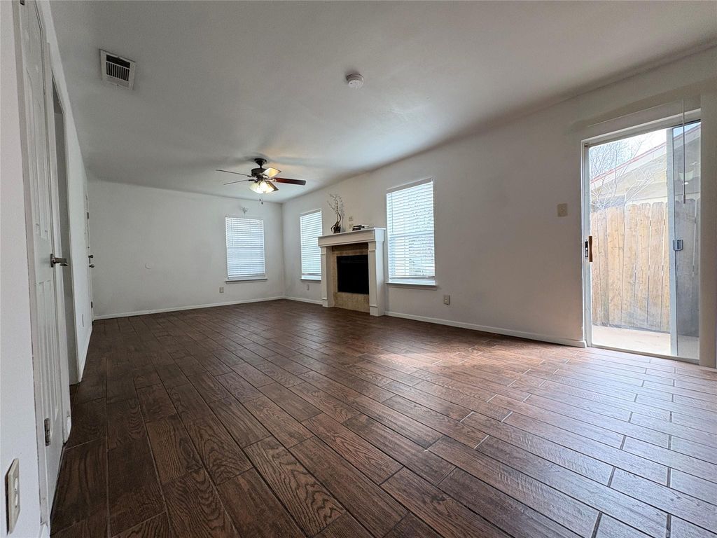 12814 Hymeadow DR A, Austin, TX 78729