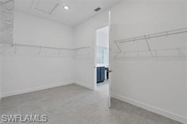 11907 Raggio DR, Fort Myers, FL 33913