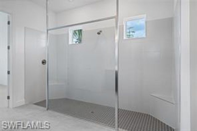 11907 Raggio DR, Fort Myers, FL 33913