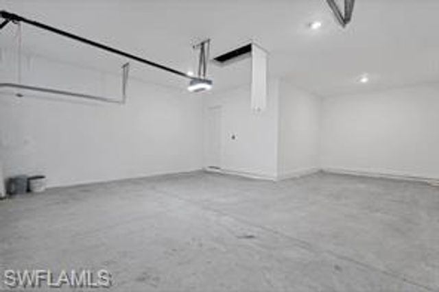 11907 Raggio DR, Fort Myers, FL 33913