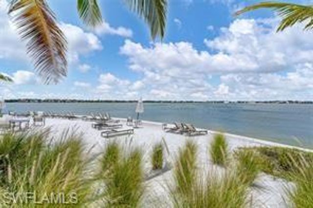 11907 Raggio DR, Fort Myers, FL 33913