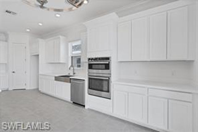 11907 Raggio DR, Fort Myers, FL 33913