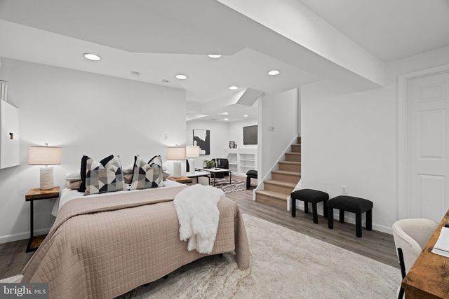 517 KAUFFMAN ST, Philadelphia, PA 19147