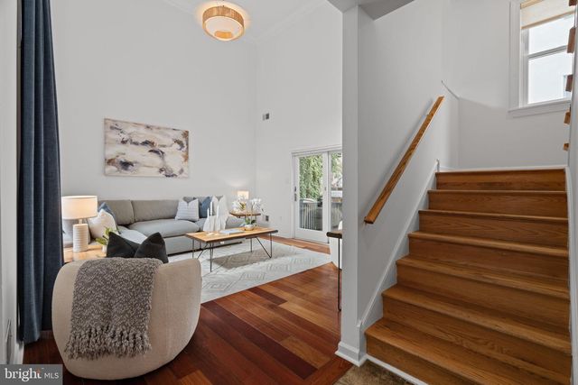 517 KAUFFMAN ST, Philadelphia, PA 19147