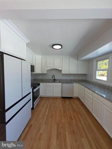 39250 BIRCH MANOR DR, Mechanicsville, MD 20659