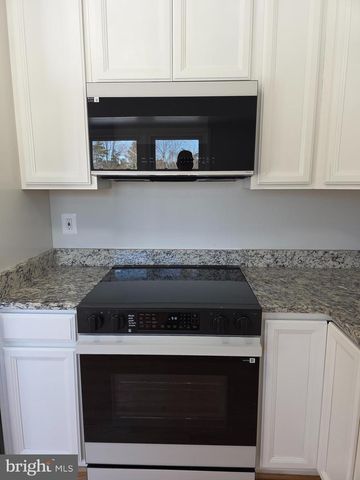 39250 BIRCH MANOR DR, Mechanicsville, MD 20659