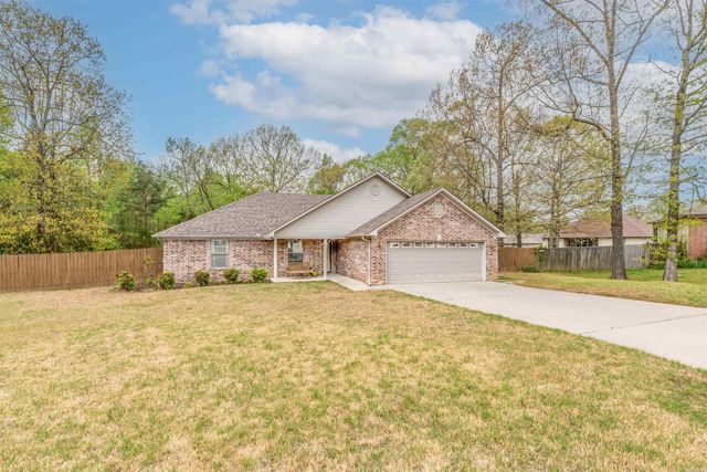 8 Bradley Cove, Maumelle, AR 72113