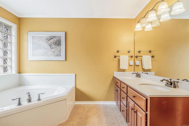 8 Bradley Cove, Maumelle, AR 72113