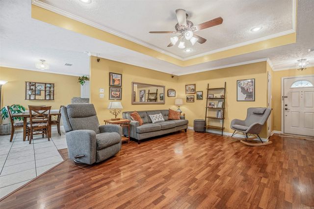 8 Bradley Cove, Maumelle, AR 72113