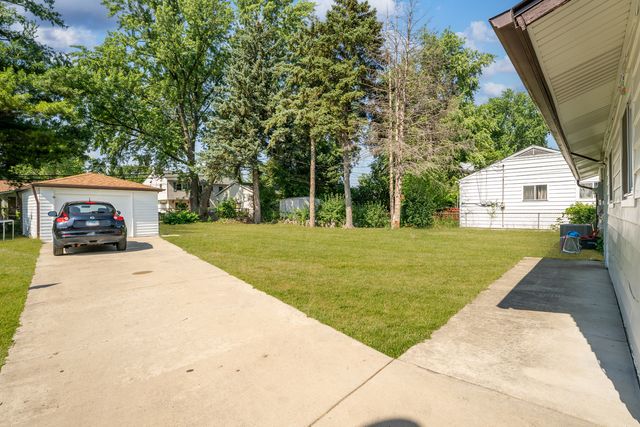 112 Cambridge Lane, Glendale Heights, IL 60139