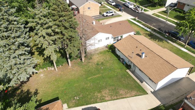 112 Cambridge Lane, Glendale Heights, IL 60139