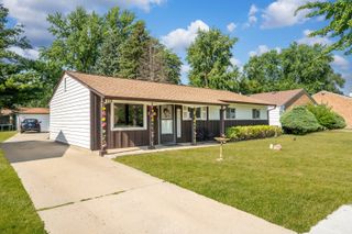 112 Cambridge Lane, Glendale Heights, IL 60139