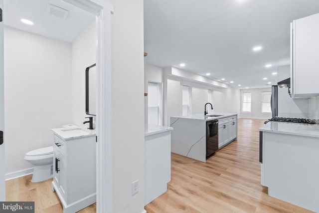 530 E 38TH ST, Baltimore, MD 21218