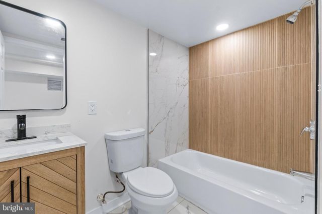 530 E 38TH ST, Baltimore, MD 21218
