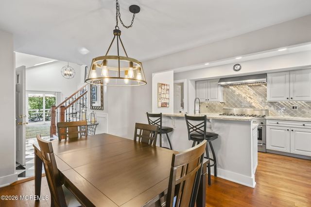26 Whitesands Way, Little Silver, NJ 07739