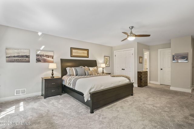 26 Whitesands Way, Little Silver, NJ 07739
