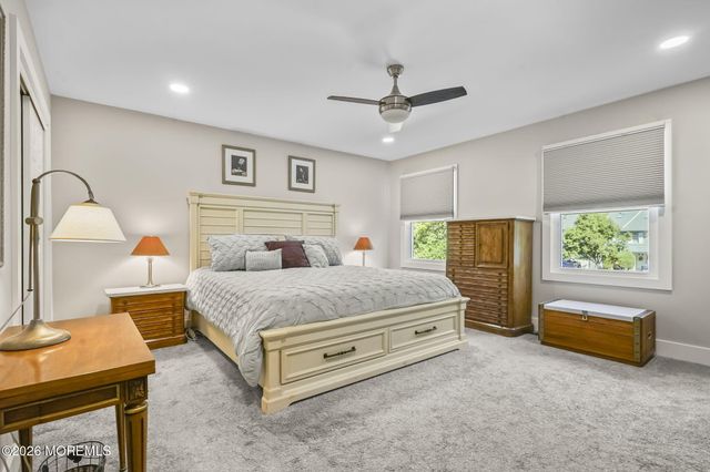 26 Whitesands Way, Little Silver, NJ 07739