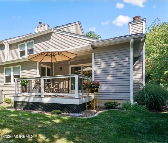 26 Whitesands Way, Little Silver, NJ 07739