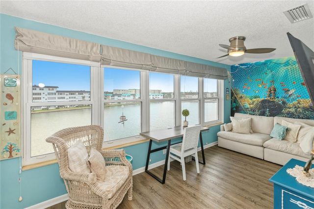 6025 SHORE BOULEVARD S 406, Gulfport, FL 33707
