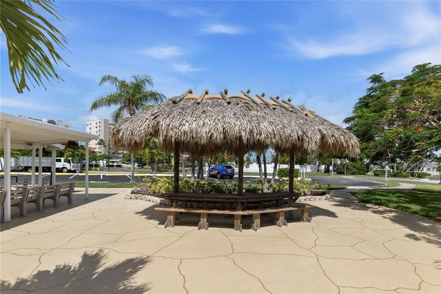 6025 SHORE BOULEVARD S 406, Gulfport, FL 33707