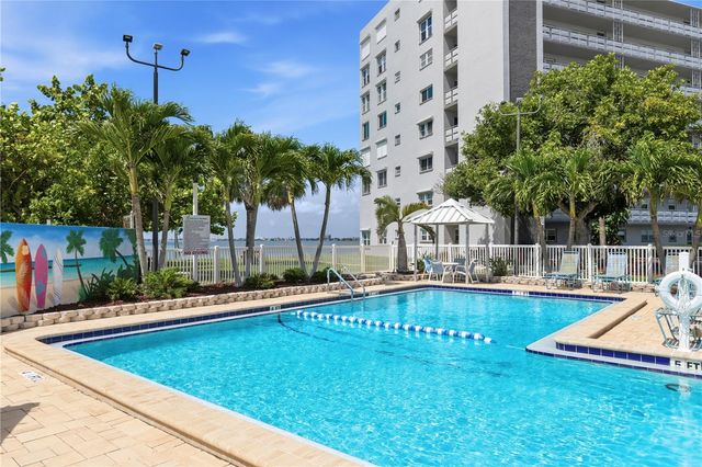6025 SHORE BOULEVARD S 406, Gulfport, FL 33707